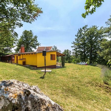 Vacation Home Latini Hum Eksteriør billede
