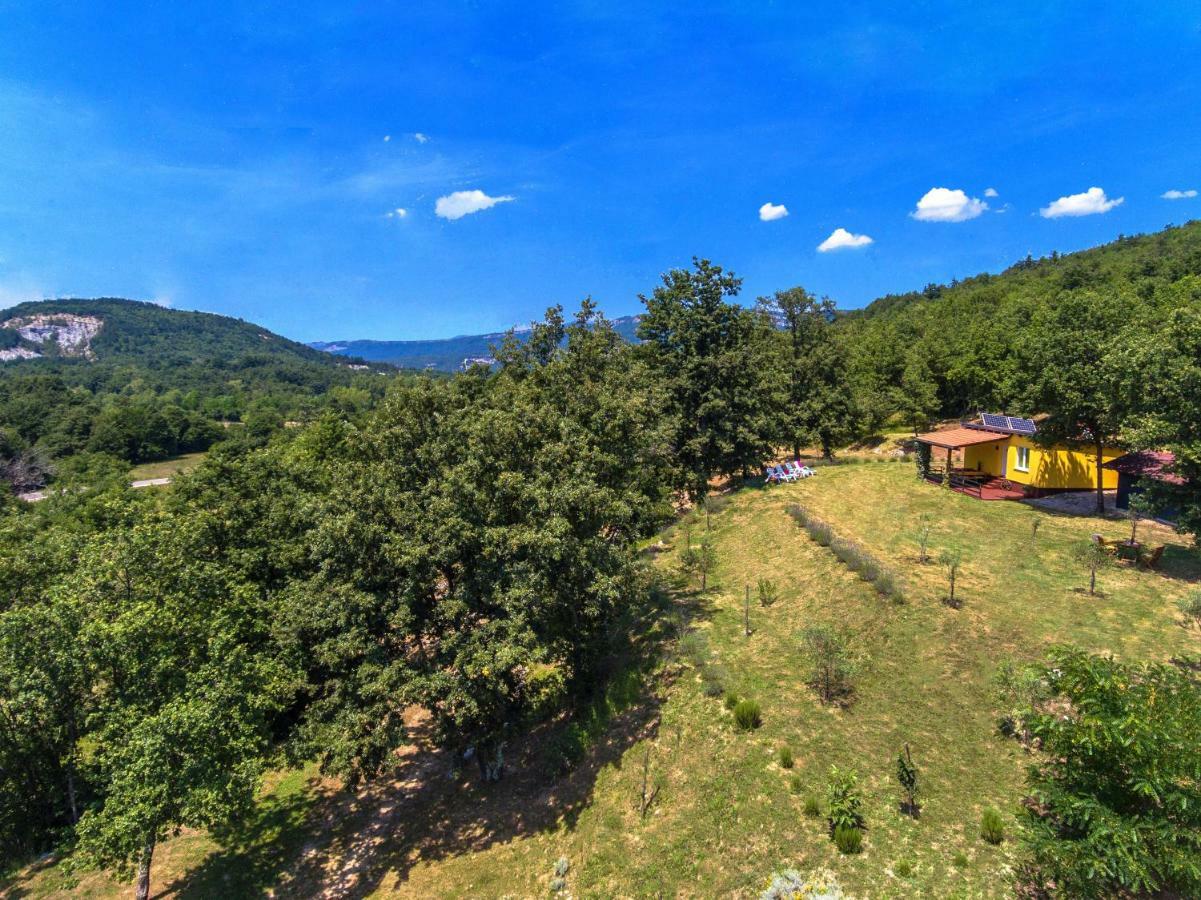 Vacation Home Latini Hum Eksteriør billede